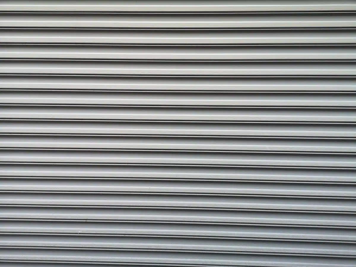 Comment débloquer votre volet roulant velux lorsqu’il ne descend plus?