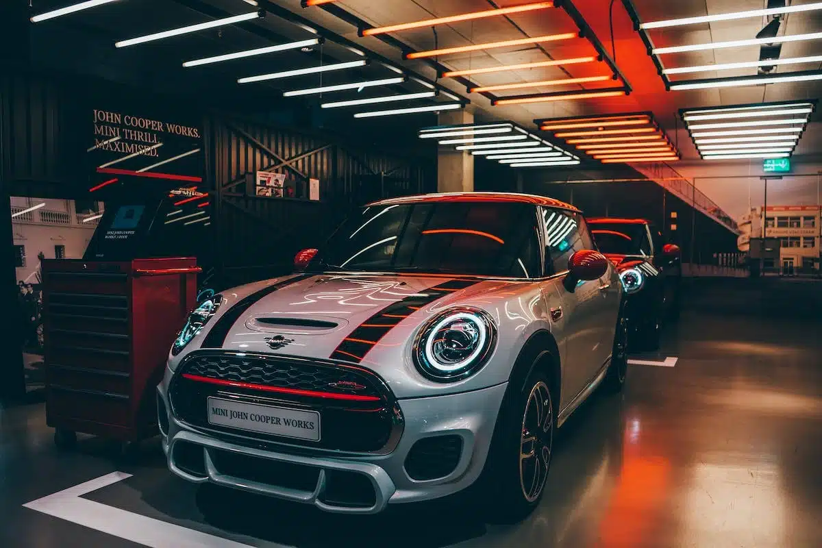 L’automatisation et l’emploi dans l’industrie automobile : comprendre les conséquences
